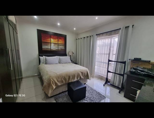 3 BEDROOM PROPERTY TO RENT IN OVERPORT